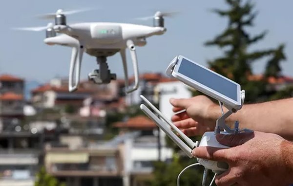 Icatalist-Dron+School,+CEIPSO+El+Cantizal-Control+dron