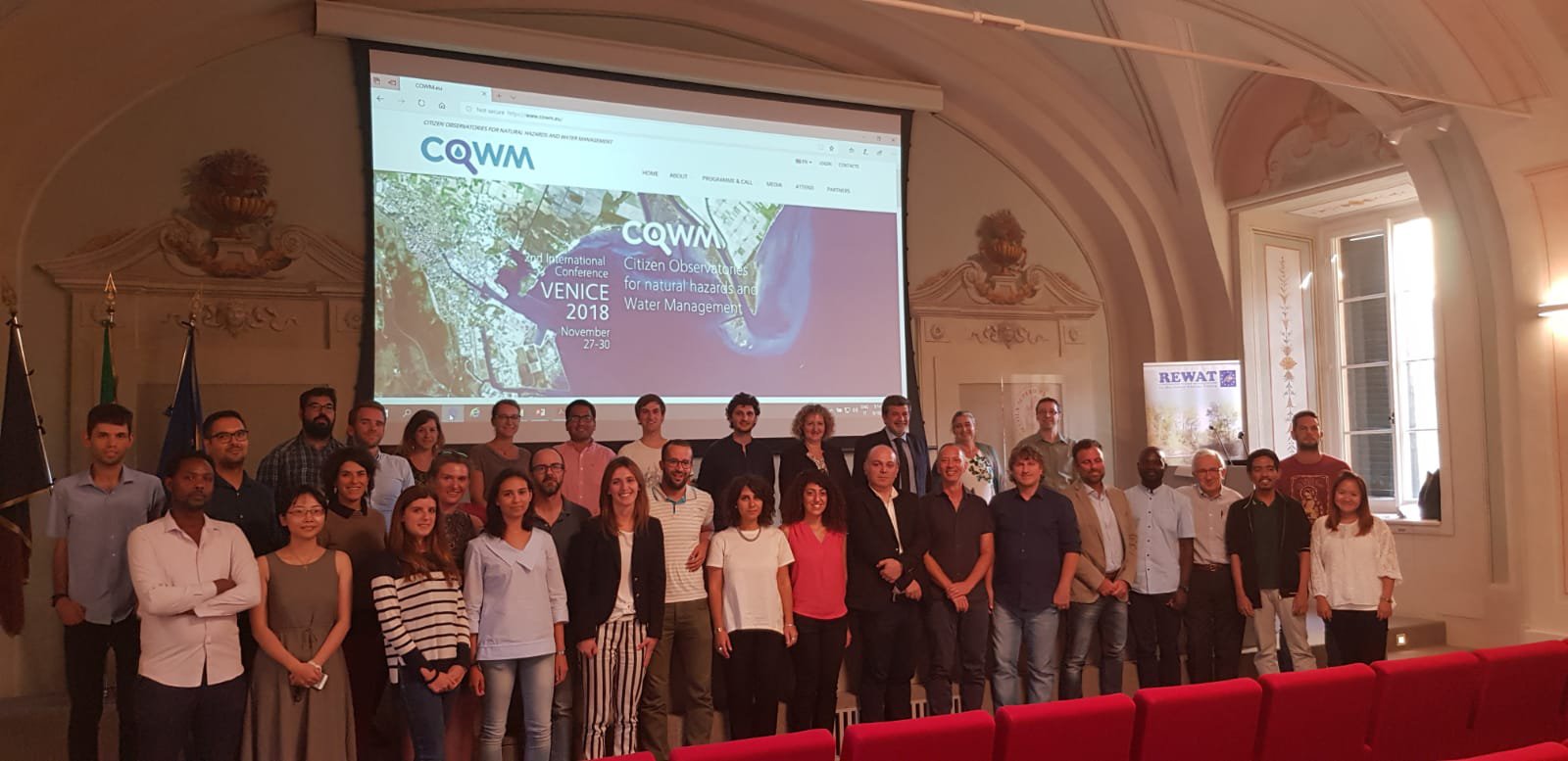 2431e e1c229 aefc7a108ca84341bf67995f04741fa8mv2 Foto de los asistentes del taller de LIFE REWAT en sala de eventos